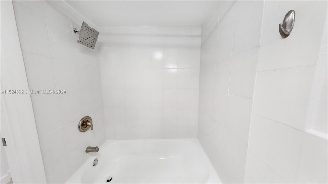 2915 SW 24 Te, Miami, FL 33145 Photo