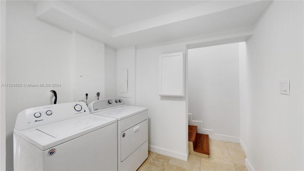 2915 SW 24 Te, Miami, FL 33145 Photo