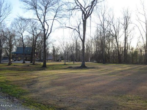 5 Callie Drive, Breaux Bridge, LA 70517