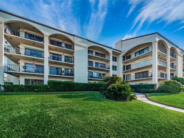 101 MARINER DRIVE, Unit 101, TARPON SPRINGS, FL 34689