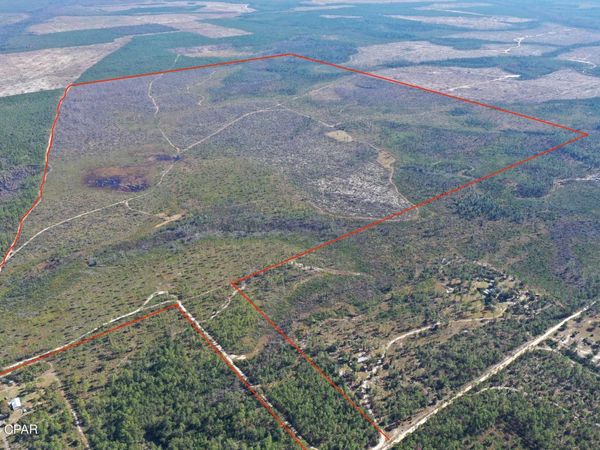 19732 Timbercrest Road, Fountain, FL 32438