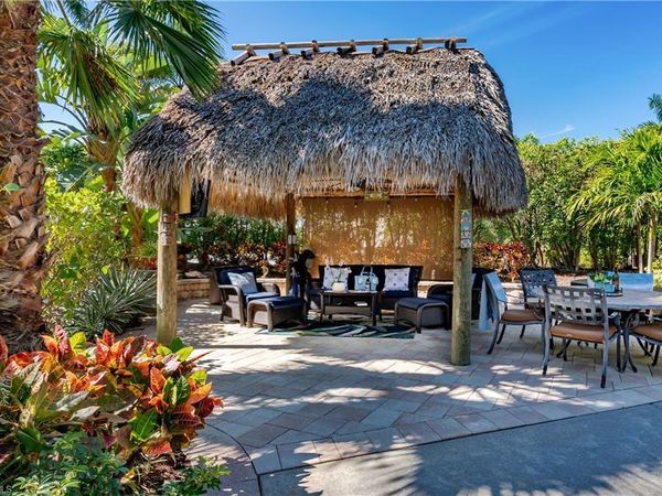 13592 Snook CIR, NAPLES, FL 34114