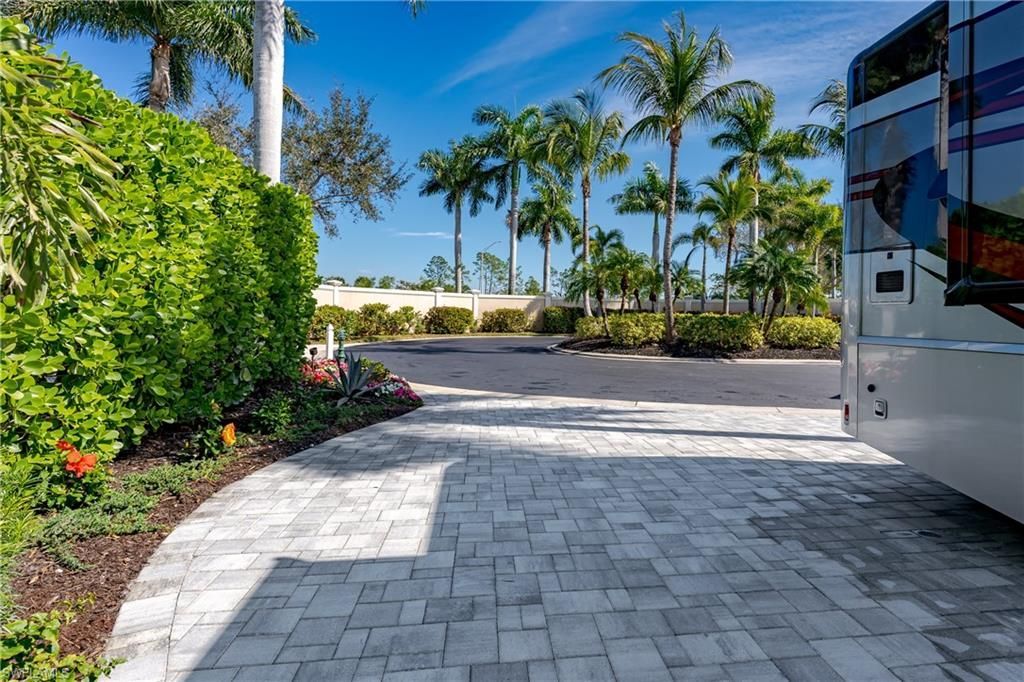13307 Snook Cir, Naples, FL 34114 Photo