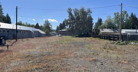 233 Main Street, Chester, CA 00000 Photo