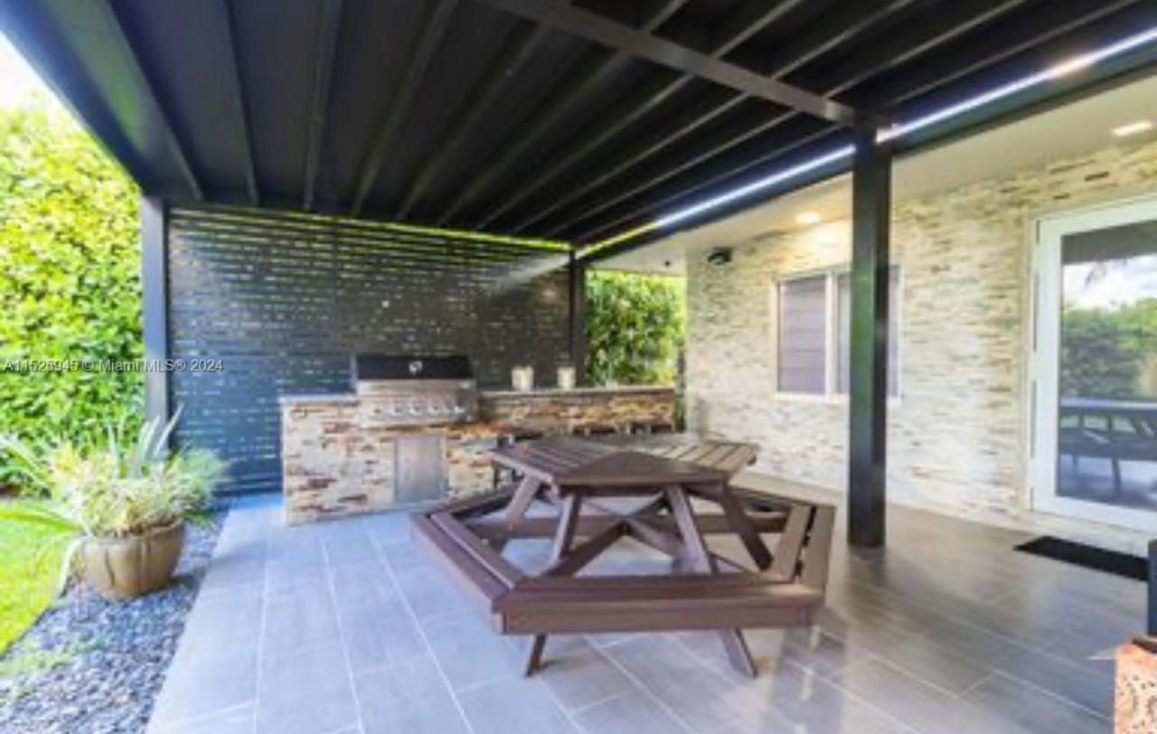 520 NW 87th, El Portal, FL 33150 Photo