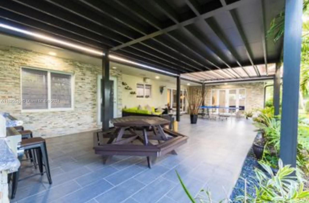 520 NW 87th, El Portal, FL 33150 Photo