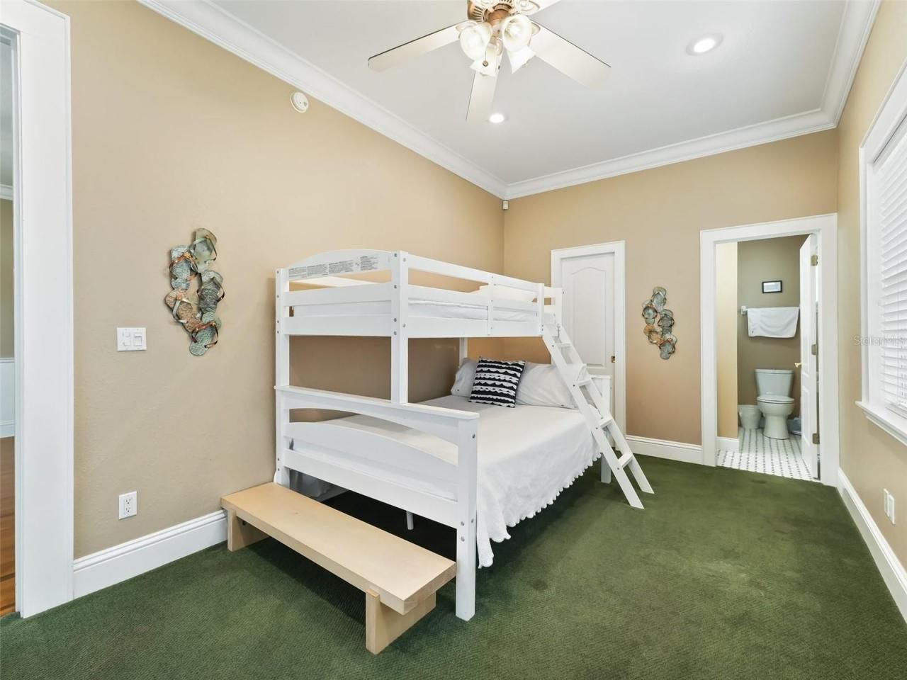 12730 E Highway 25, Ocklawaha, FL 32179 Photo