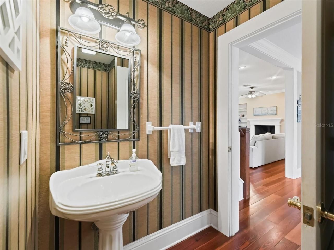 12730 E Highway 25, Ocklawaha, FL 32179 Photo