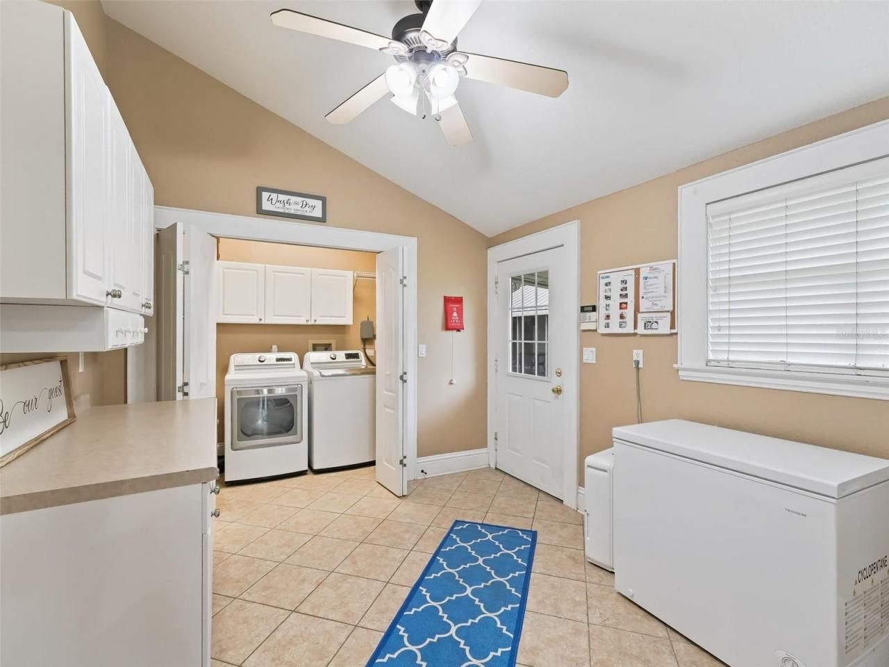 12730 E Highway 25, Ocklawaha, FL 32179 Photo