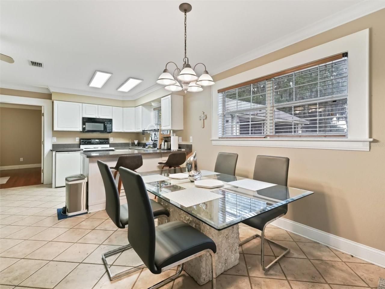 12730 E Highway 25, Ocklawaha, FL 32179 Photo