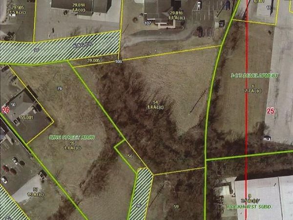 106 King Dr, Troy, MO 63379
