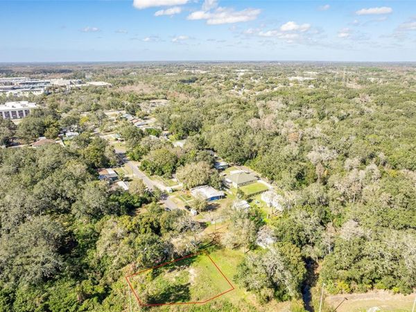 7302 MOUNT VERNON ROAD, TAMPA, FL 33625