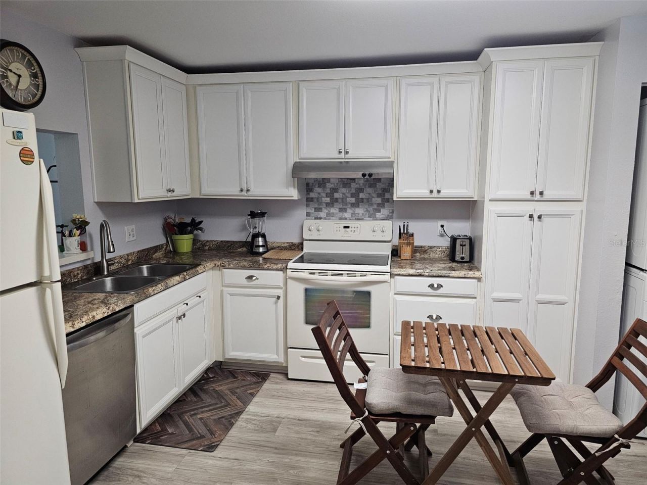 108 Pinehurst Drive, Bradenton, FL 34210 Photo