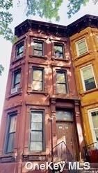 77 Macon Street, Brooklyn, NY 11216 Main Photo