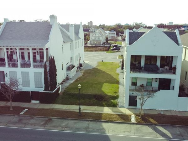 151 S 9th Ave, Pensacola, FL 32502