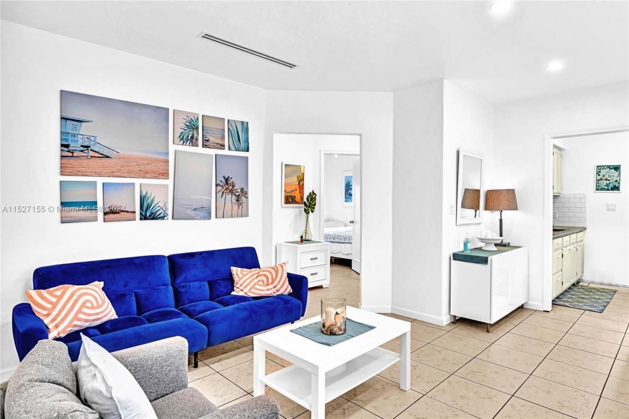 1220 NE 128th St, North Miami, FL 33161 Photo