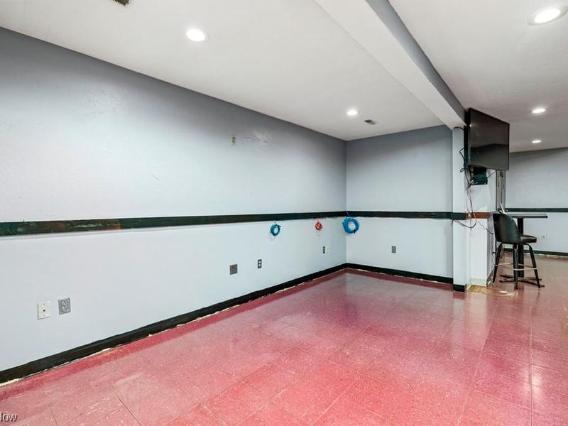 8741 W Ridge, Elyria, OH 44035 Photo 12