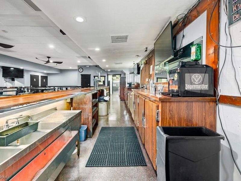 8741 W Ridge, Elyria, OH 44035 Photo 19