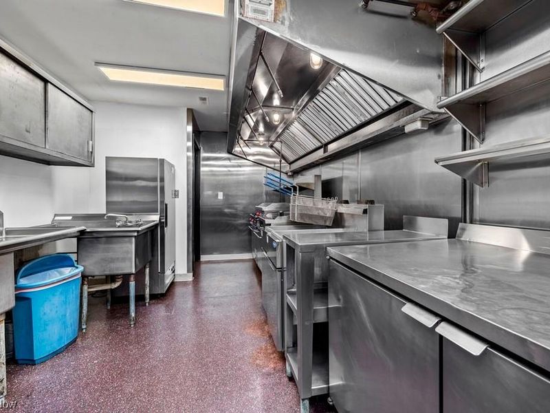 8741 W Ridge, Elyria, OH 44035 Photo 22