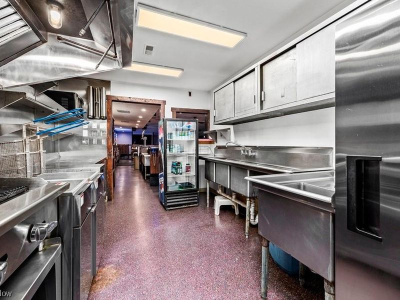 8741 W Ridge, Elyria, OH 44035 Photo 24