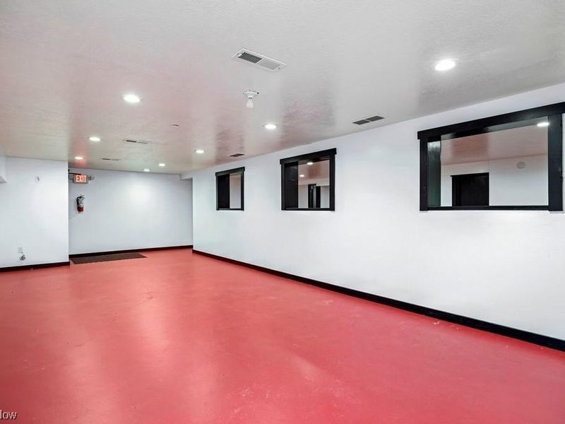 8741 W Ridge, Elyria, OH 44035 Photo 27