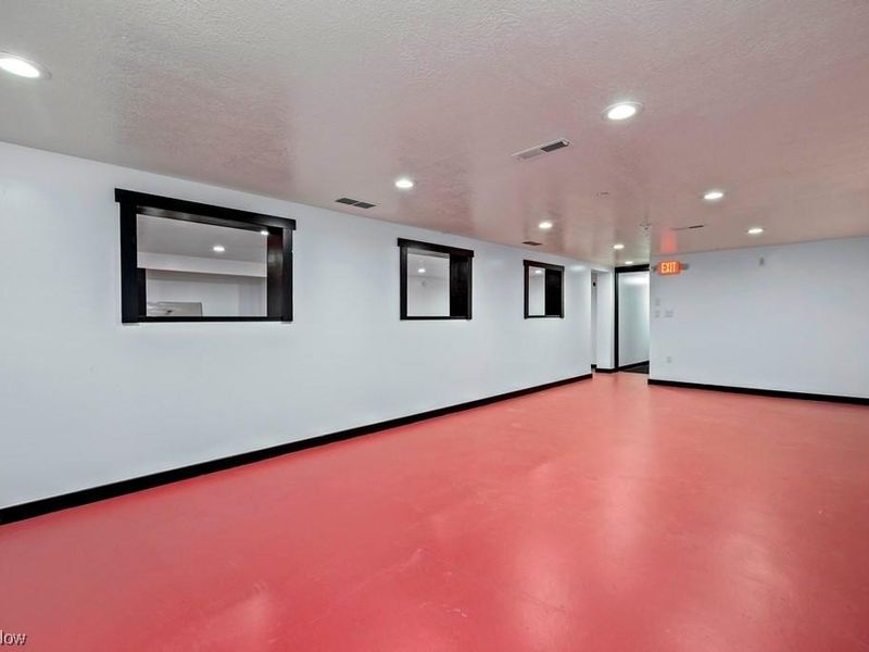 8741 W Ridge, Elyria, OH 44035 Photo 28