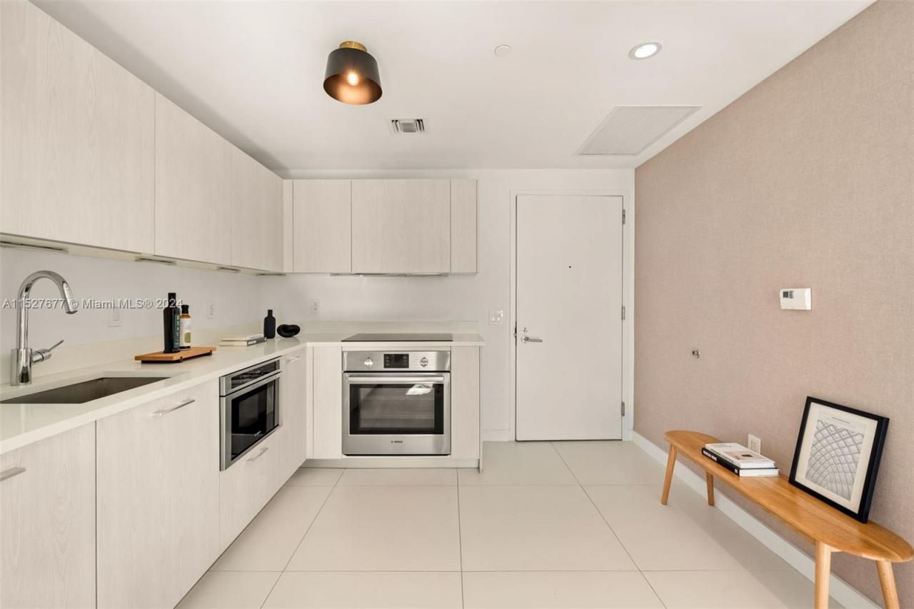 501 NE 31st St, Unit 2209, Miami, FL 33137 Photo