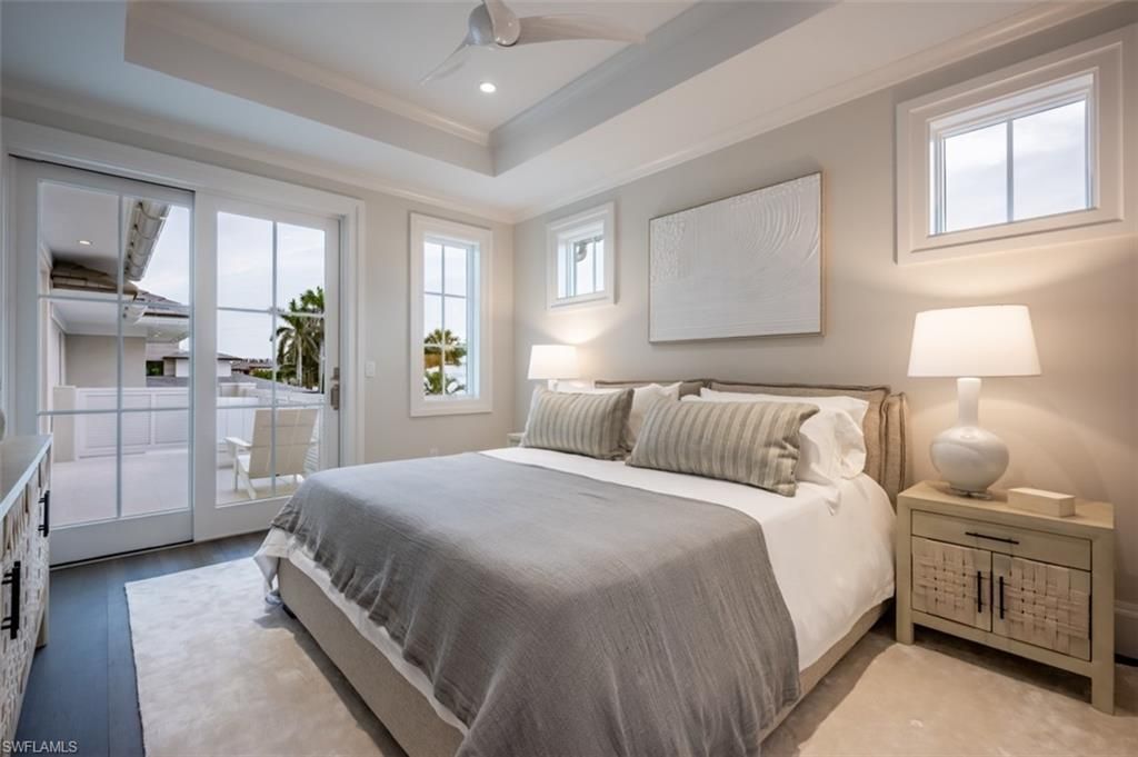 128 1st Ave S, Naples, FL 34102 Photo