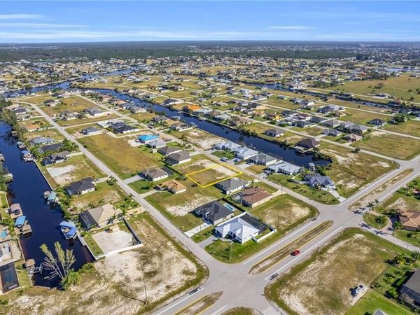 1612 NW 38th AVE, CAPE CORAL, FL 33993
