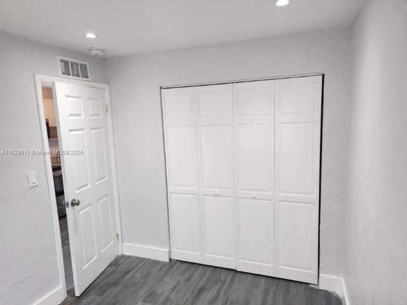 421 NW 12th St, Florida City, FL 33034 Photo