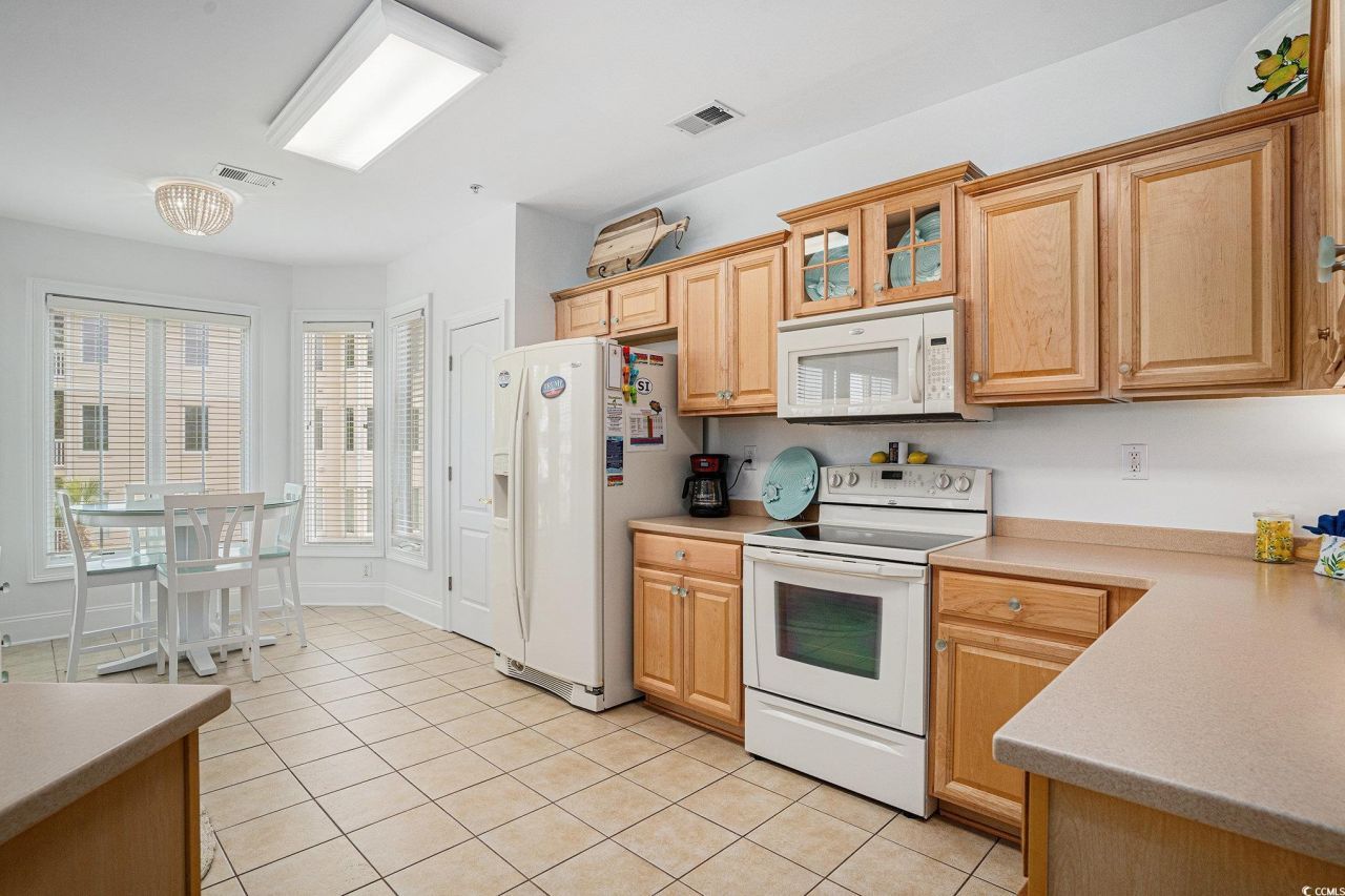 2180 Waterview Dr. Photo 8