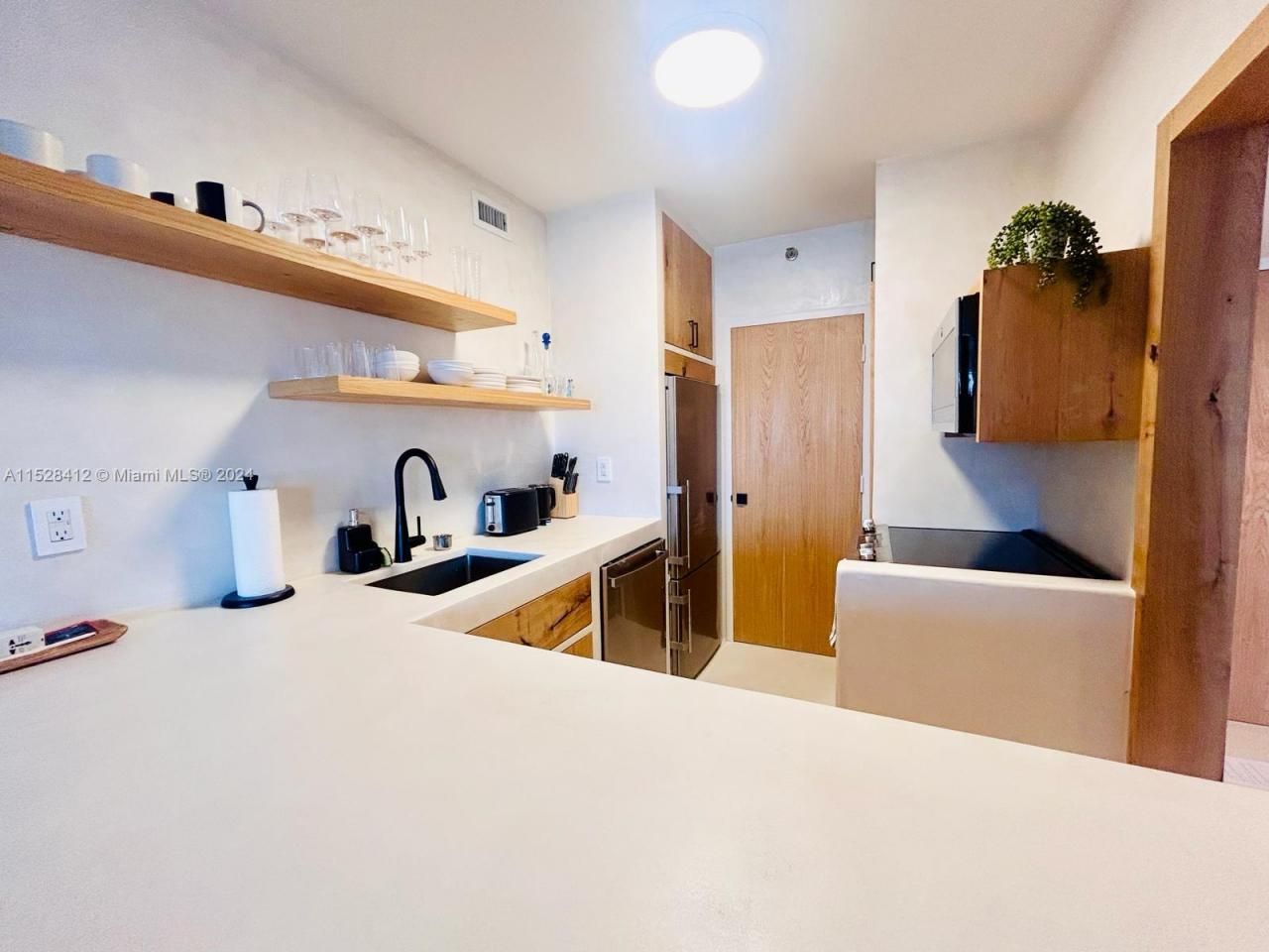100 Lincoln Rd, Unit 1543, Miami Beach, FL 33139 Photo