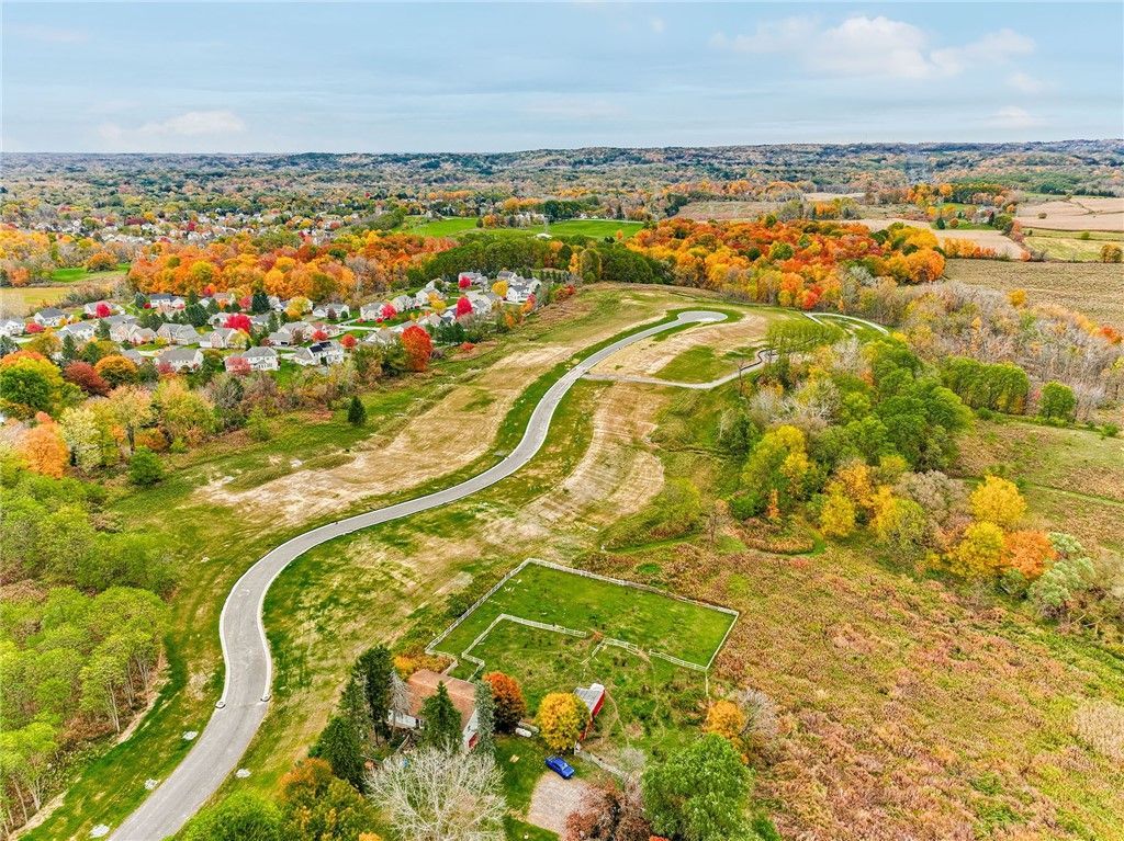 12 Mendon Green Lane, Pittsford, NY 14534 Main Photo