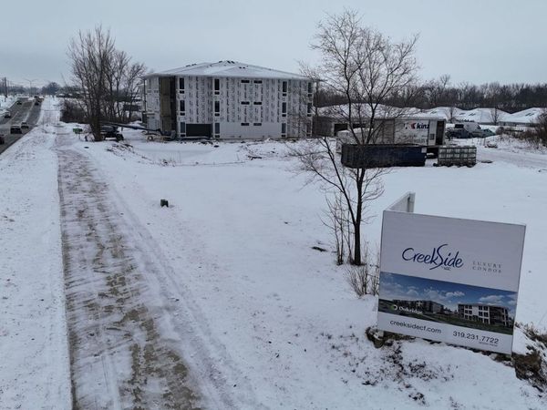 4015 Cedar Heights Drive, Unit 11, Cedar Falls, IA 50613