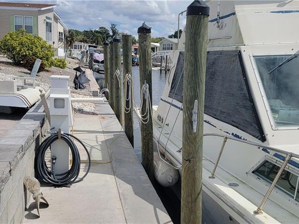 4701 Lahaina LN, BONITA SPRINGS, FL 34134