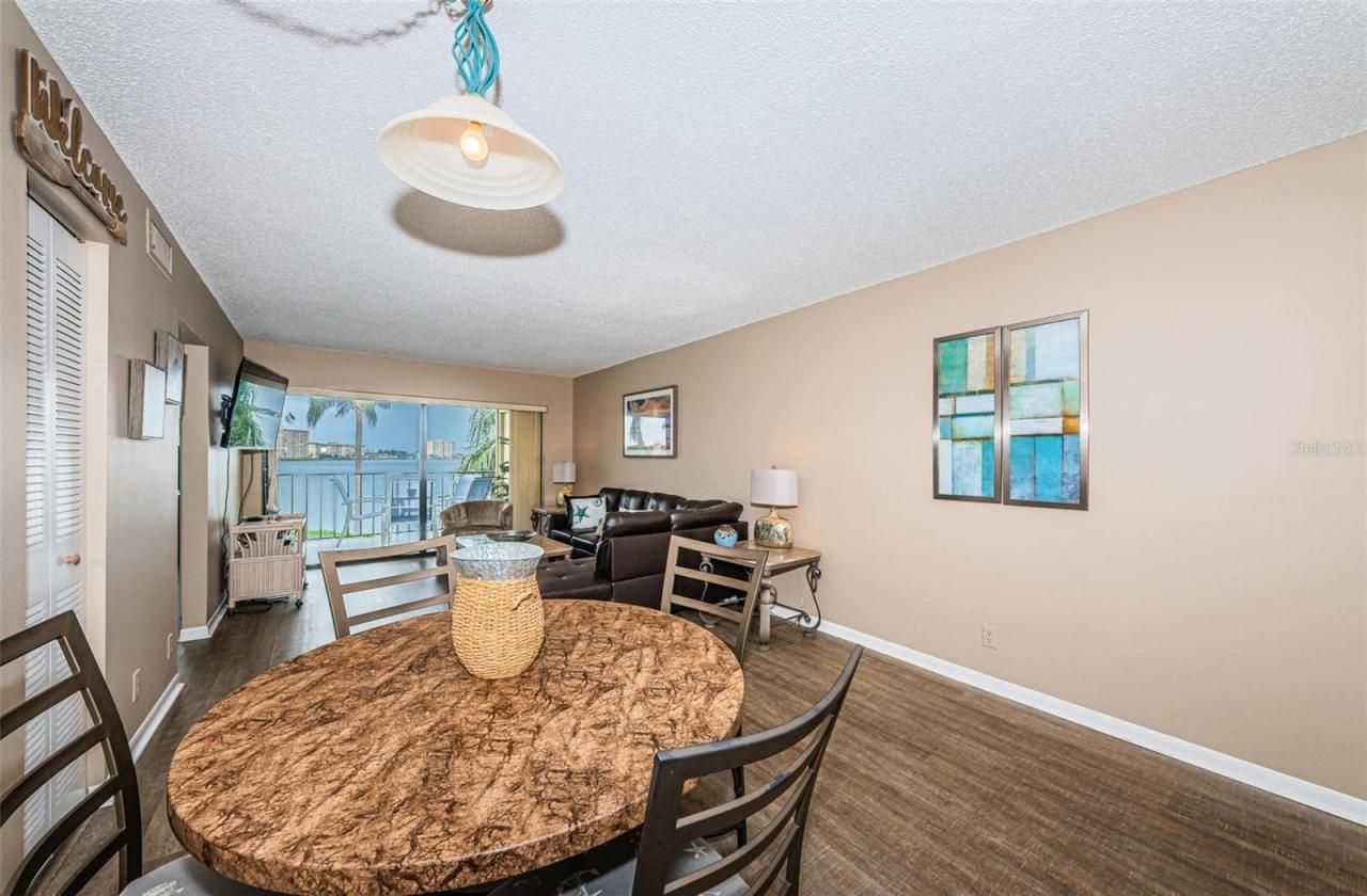 6322 Palma Del Mar Boulevard S, Unit 305, Saint Petersburg, FL 33715 Photo