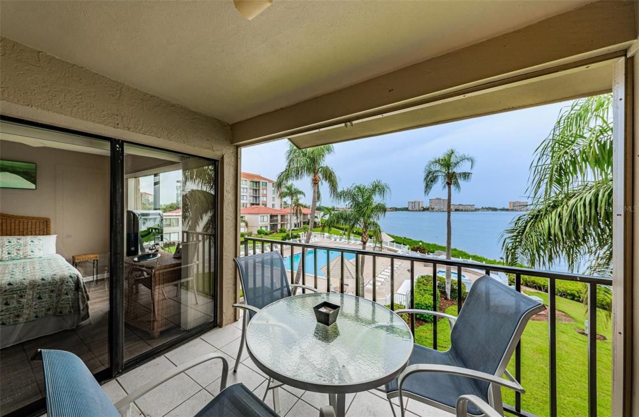 6322 Palma Del Mar Boulevard S, Unit 305, Saint Petersburg, FL 33715 Photo