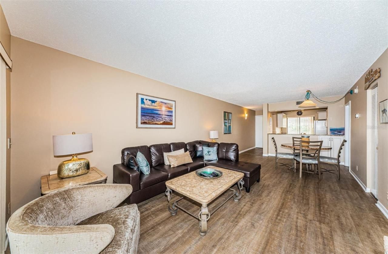 6322 Palma Del Mar Boulevard S, Unit 305, Saint Petersburg, FL 33715 Photo