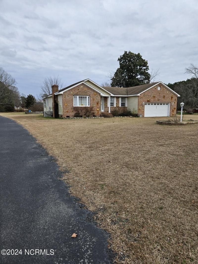 111 Storey Road, Murfreesboro, NC 27855 Main Photo