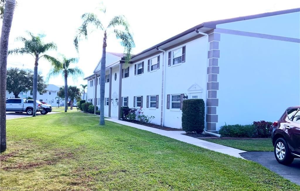 7055 New Post Dr, Unit 5, North Fort Myers, FL 33917 Photo