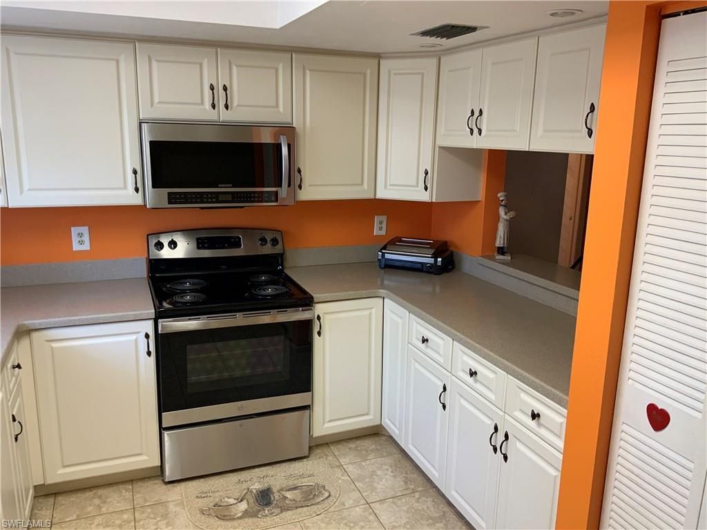 7055 New Post Dr, Unit 5, North Fort Myers, FL 33917 Photo