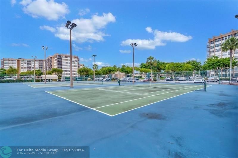1400 Saint Charles Place, Unit 211, Pembroke Pines, FL 33026 Photo
