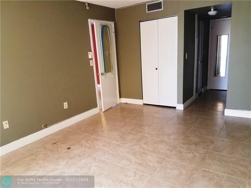 1400 Saint Charles Place, Unit 211, Pembroke Pines, FL 33026 Photo