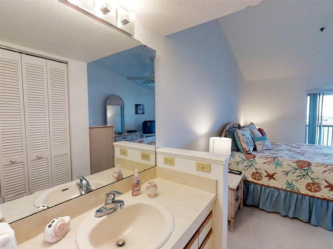448 Bouchelle Drive, Unit 305, New Smyrna Beach, FL 32169 Photo