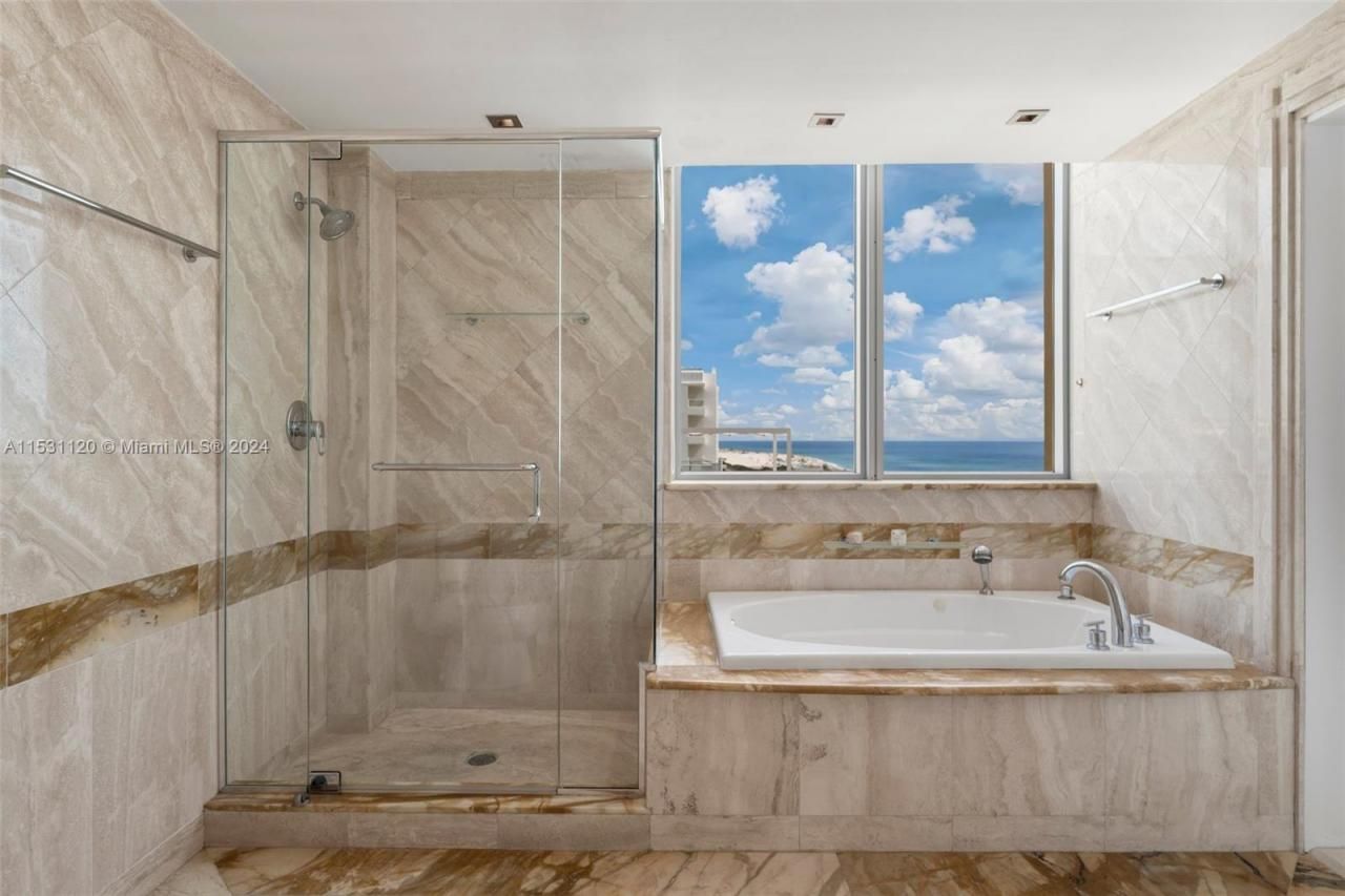 101 Ocean Dr, Unit 907, Miami Beach, FL 33139 Photo