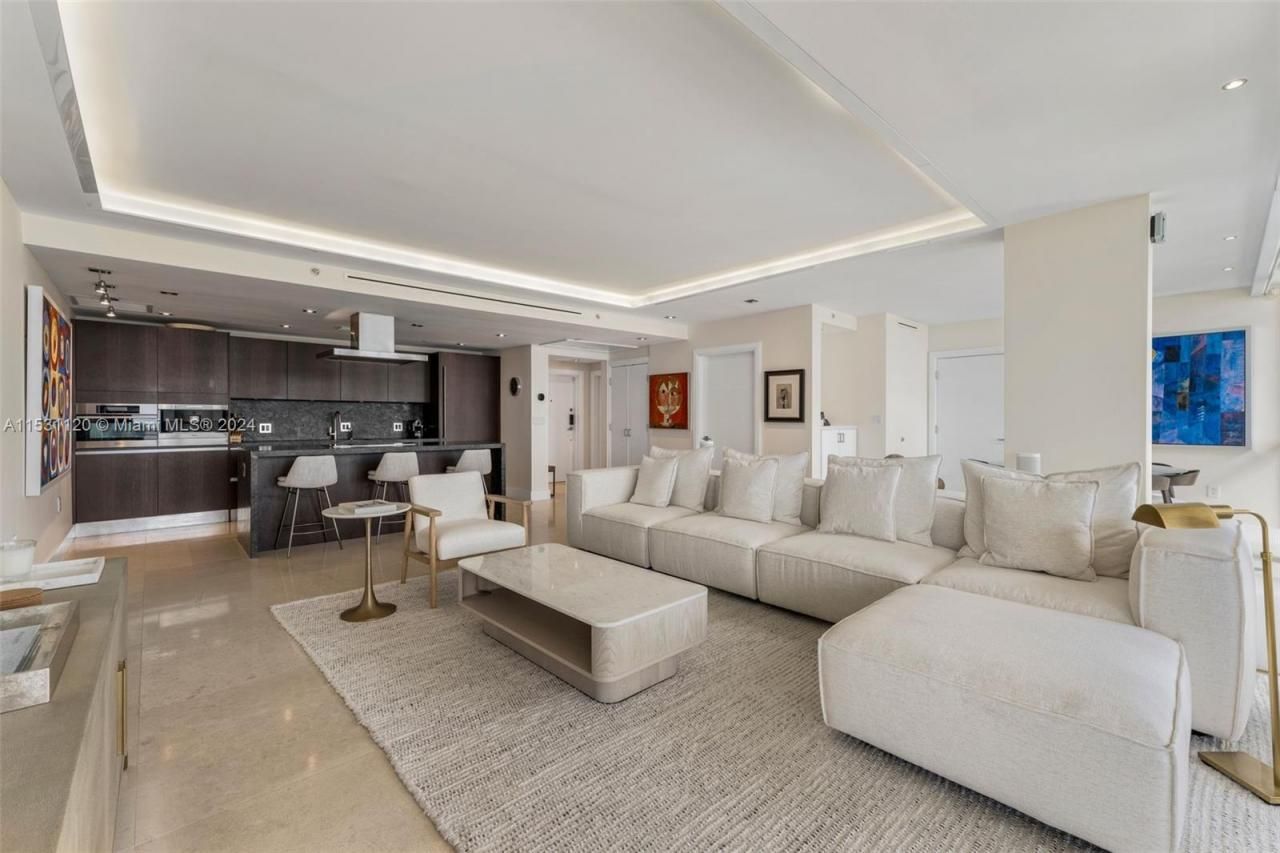 101 Ocean Dr, Unit 907, Miami Beach, FL 33139 Photo