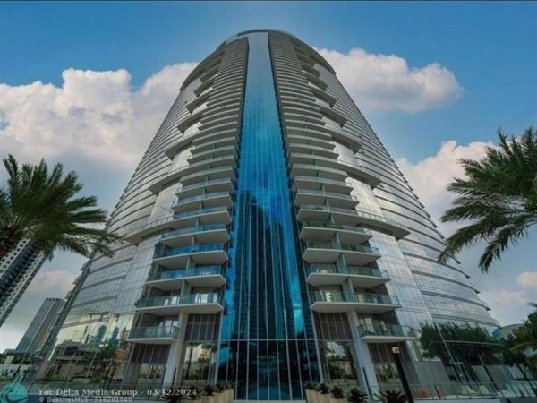 851 NE 1st Ave, Unit 2606, Miami, FL 33132