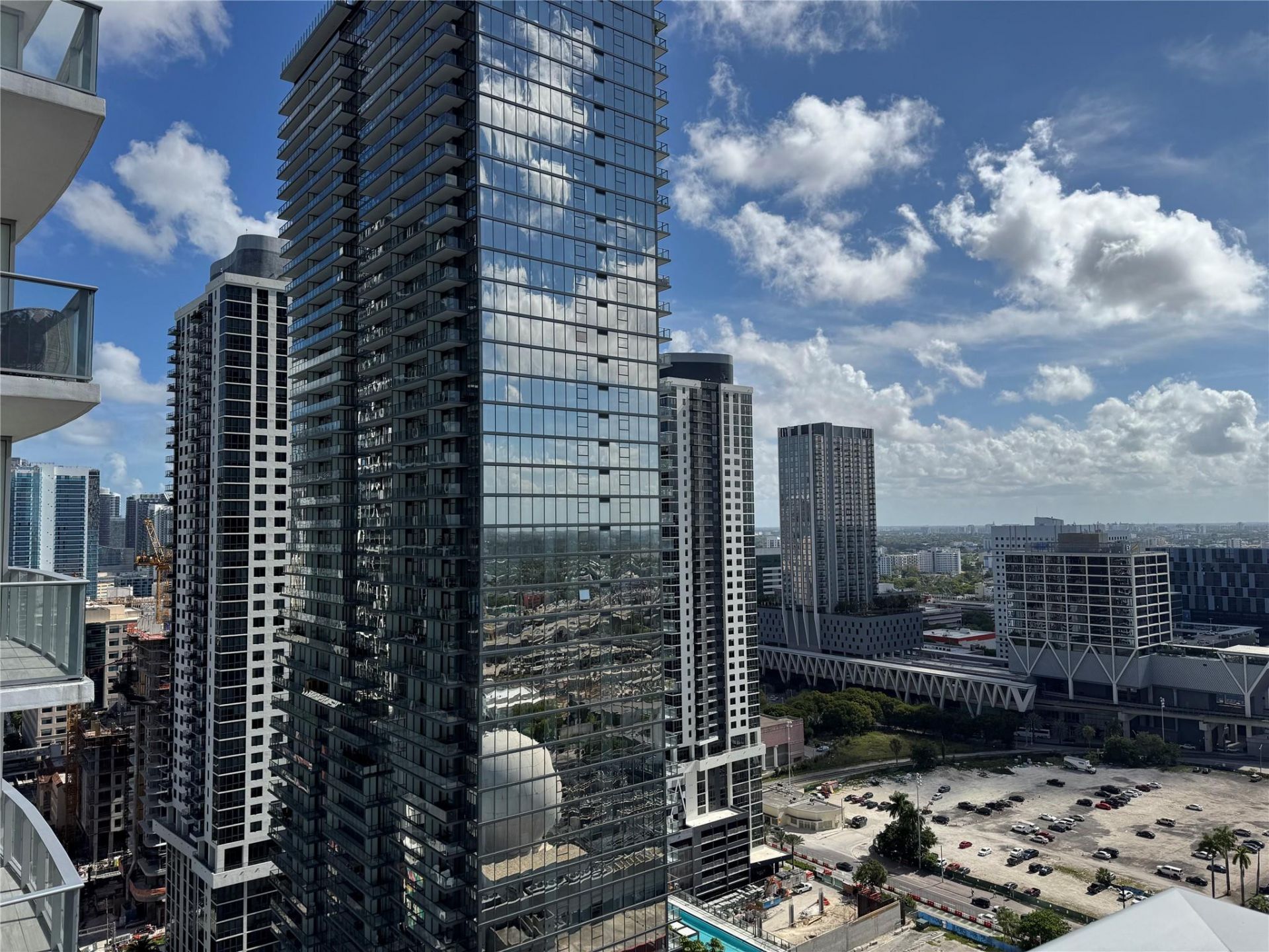 851 NE 1st Avenue, Unit 2606, Miami, FL 33132 Photo