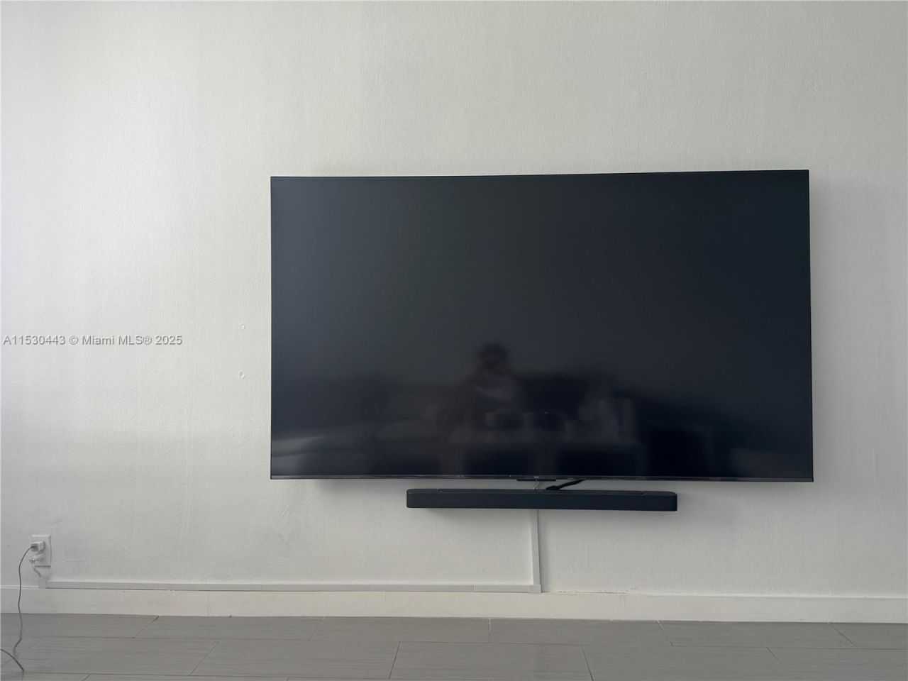 1200 West Ave, Unit 202, Miami Beach, FL 33139 Photo