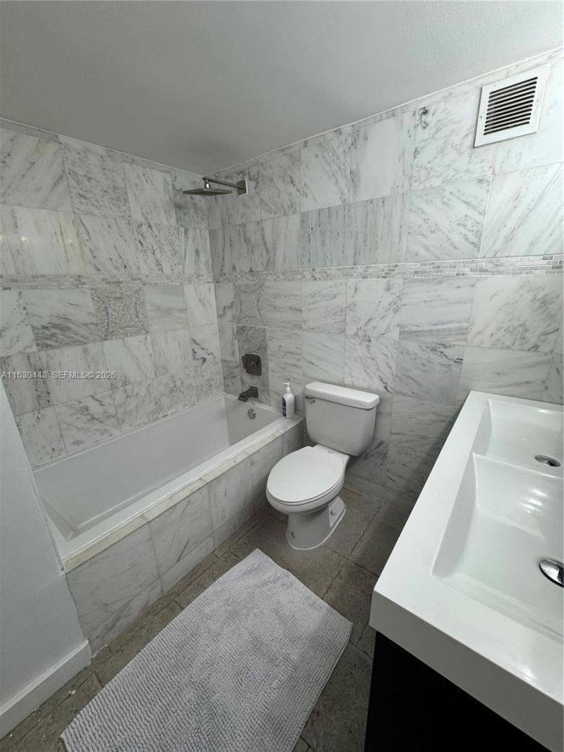 1200 West Ave, Unit 202, Miami Beach, FL 33139 Photo